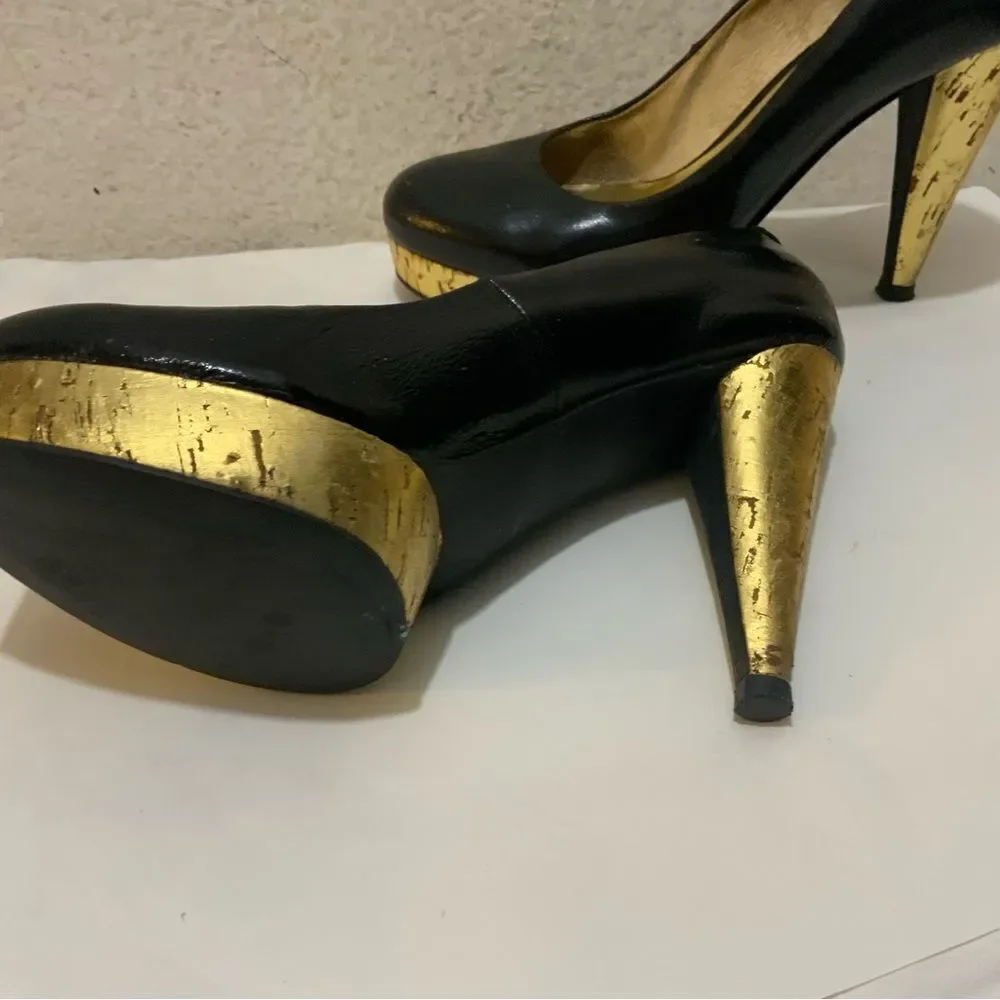 Michael Kors Black Platform Pump Gold Foil Heel size 7